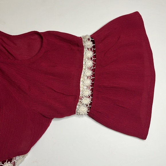 Sexy Urban Girl burgundy/cream embroidered blouse 🌹 (NWOT) - Picture 6 of 6